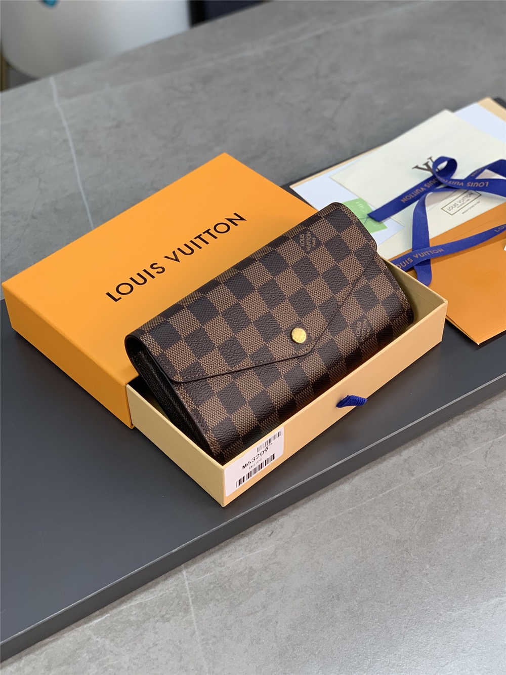 Louis Vuitton wallet M63209 ENVELOPPE CARTE DE VISITE 2025 new 